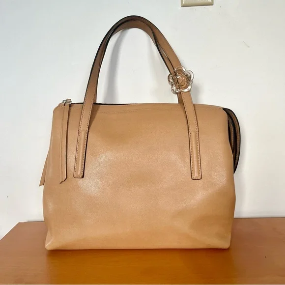 Gianni Chiarini Elegant Tan Tote Bag - Picture 2 of 14